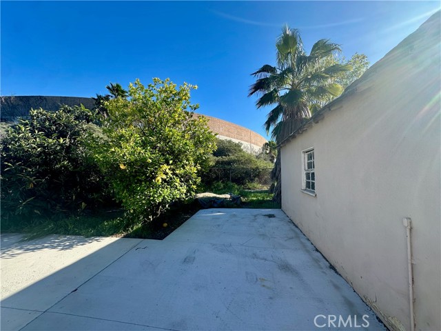 Detail Gallery Image 3 of 20 For 14662 Maclay, –,  CA 91345 - 4 Beds | 2 Baths