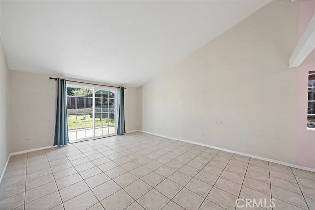 Detail Gallery Image 4 of 42 For 3447 Windsong St, Corona,  CA 92879 - 4 Beds | 2 Baths