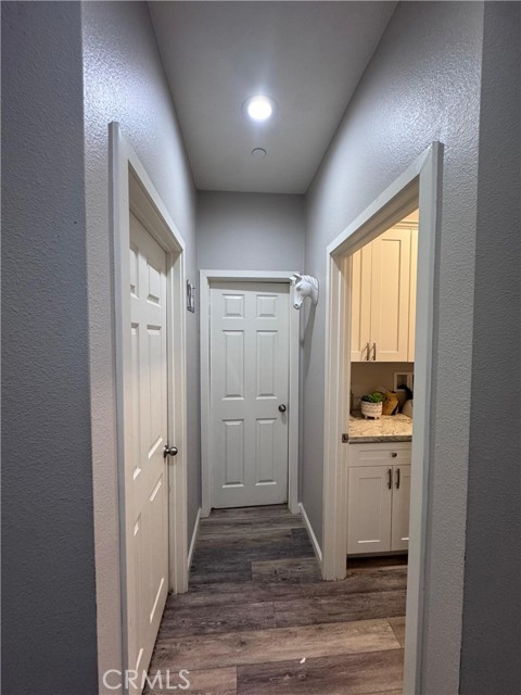11843 Ivy, Hesperia CA: https://media.crmls.org/medias/19c6f58d-e09c-4395-9ff9-a1bd51dd1e0b.jpg