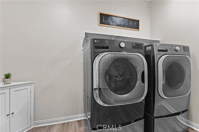 Image 25 of 36 For 718 Torrey Court