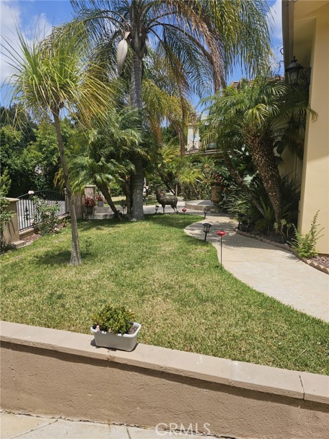 3946 Knobhill Drive, Sherman Oaks CA: https://media.crmls.org/medias/19c8e906-0dde-41ea-a5c6-33f5f99dca99.jpg