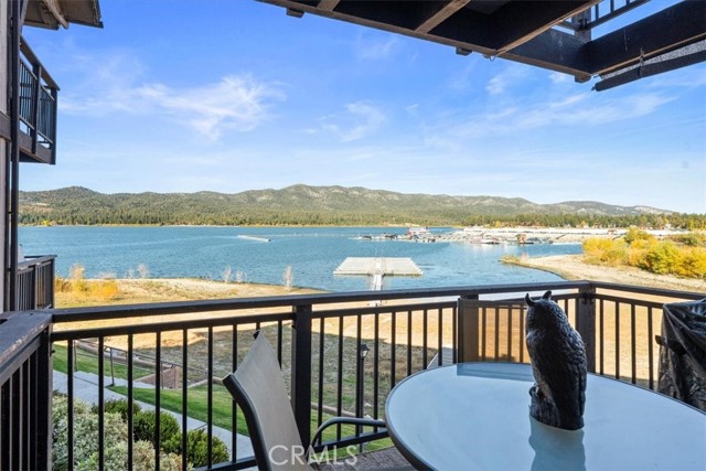Detail Gallery Image 19 of 50 For 40670 Big Bear #203,  Big Bear Lake,  CA 92315 - 3 Beds | 3 Baths