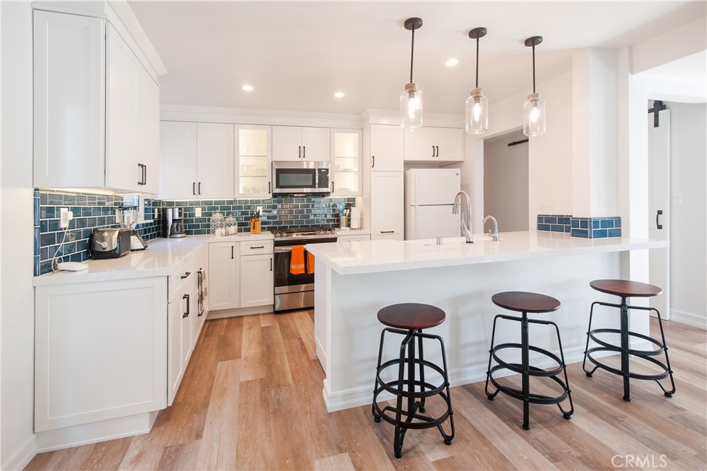 2172 Ocean Way