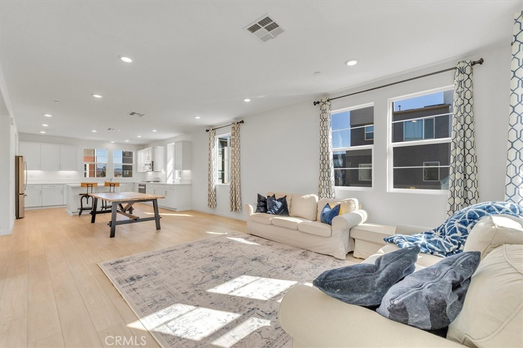 MLS #SR25259200 image #14