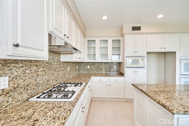 Detail Gallery Image 20 of 54 For 8223 E Marblehead Way, Anaheim Hills,  CA 92808 - 5 Beds | 3/1 Baths