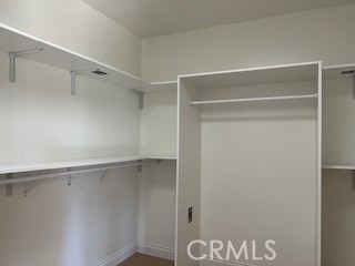 https://media.crmls.org/medias/19cac93d-0c0a-443e-9002-a8065d0c2179.jpg?preset=X-Large