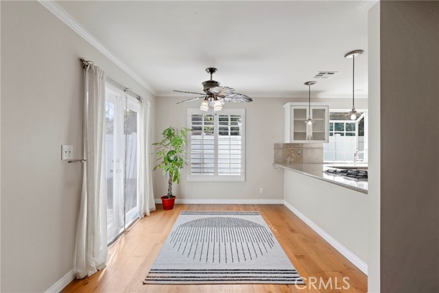 Detail Gallery Image 5 of 34 For 3327 California Ave, Signal Hill,  CA 90755 - 3 Beds | 2/1 Baths