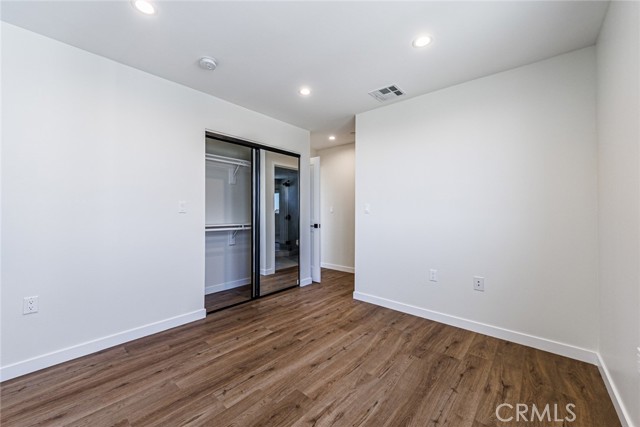 Detail Gallery Image 23 of 27 For 1859 Crenshaw Bld #1/2,  Los Angeles,  CA 90019 - 4 Beds | 3 Baths