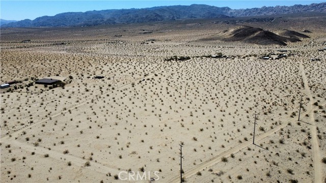 Detail Gallery Image 13 of 28 For 68750 Amboy Rd, Twentynine Palms,  CA 92277 - – Beds | – Baths