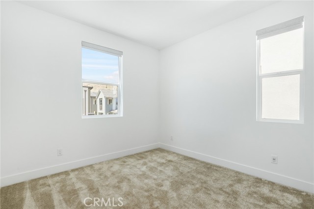 Detail Gallery Image 17 of 28 For 27109 Tamarack Ln, Valencia,  CA 91381 - 4 Beds | 2/1 Baths