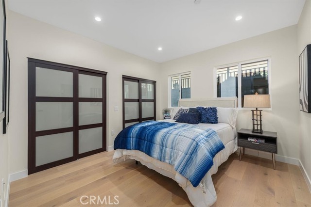 4850 Buchanan, Los Angeles CA: https://media.crmls.org/medias/19cd5421-e3ae-49da-9d75-904bfeaf5f63.jpg