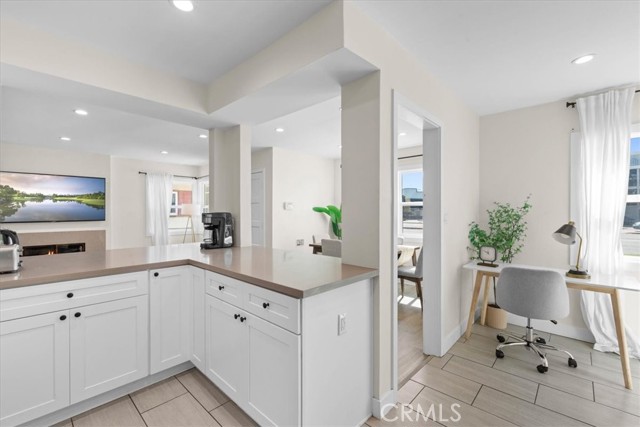 Detail Gallery Image 16 of 39 For 5829 E 2nd, Long Beach,  CA 90803 - – Beds | – Baths