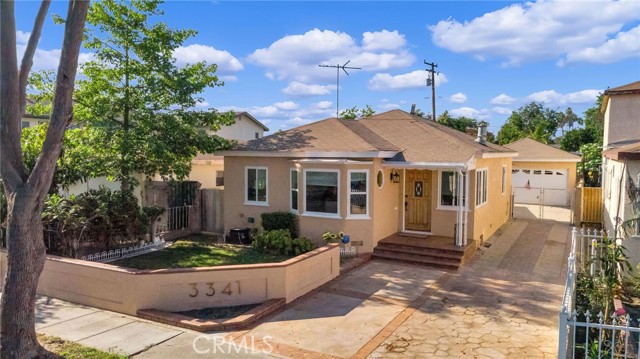 Detail Gallery Image 1 of 30 For 3341 Wisconsin Ave, South Gate,  CA 90280 - 3 Beds | 1 Baths