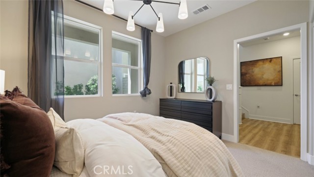 Detail Gallery Image 16 of 34 For 300 Junco, Irvine,  CA 92618 - 3 Beds | 3 Baths