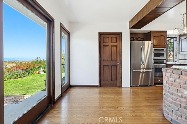 2141 Ronsard Road, Rancho Palos Verdes, California 90275, 3 Bedrooms Bedrooms, ,1 BathroomBathrooms,Residential,For Sale,Ronsard,SB26073950