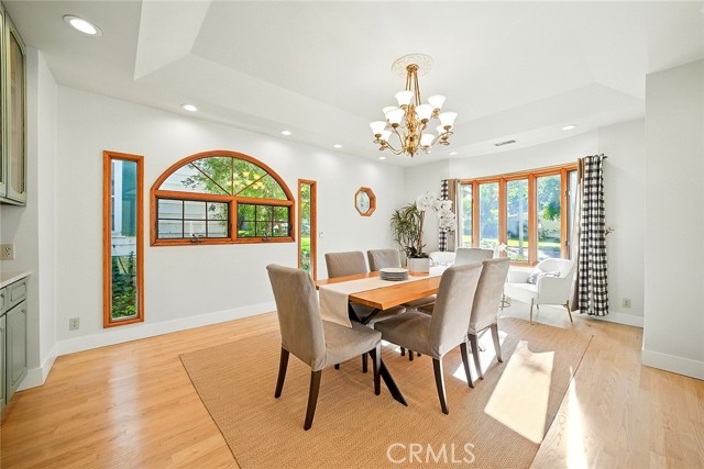 1210 Los Altos Avenue, Long Beach CA: https://media.crmls.org/medias/19d0b6bd-af3f-4a98-b35c-3c8e4a3e631f.jpg