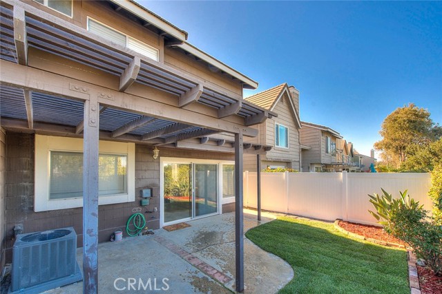 15837 Deer Trail Drive, Chino Hills CA: https://media.crmls.org/medias/19d11707-3bc0-4bbe-accf-20a1b197a0d9.jpg