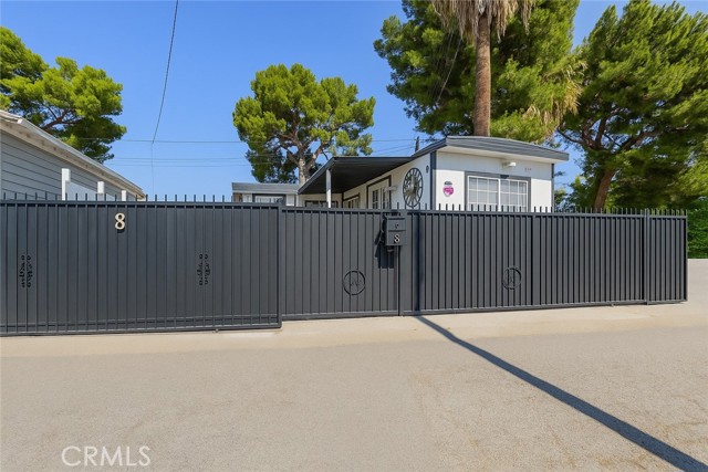 Detail Gallery Image 7 of 14 For 4015 Mountain Dr #8,  San Bernardino,  CA 92407 - 2 Beds | 1 Baths