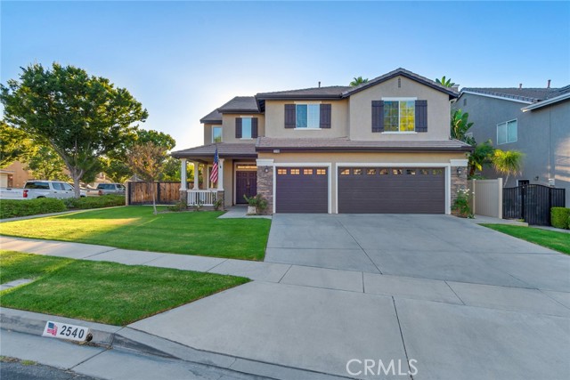 Detail Gallery Image 1 of 1 For 2540 Rainbow Falls Cir, Corona,  CA 92881 - 4 Beds | 3 Baths