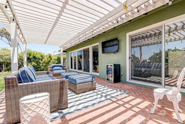 Detail Gallery Image 17 of 34 For 5221 Silver Arrow Dr, Rancho Palos Verdes,  CA 90275 - 4 Beds | 2 Baths