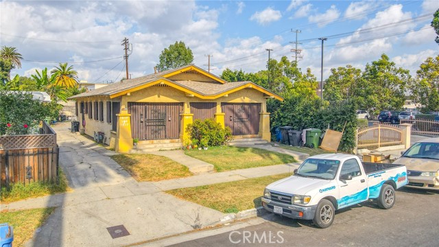 1615 39th Place, Los Angeles, California 90062, ,Multi-Family,For Sale,39th,DW23209267