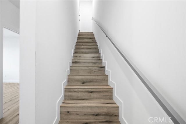 Detail Gallery Image 30 of 32 For 10857 Morrison #1/2,  North Hollywood,  CA 91601 - 4 Beds | 3 Baths