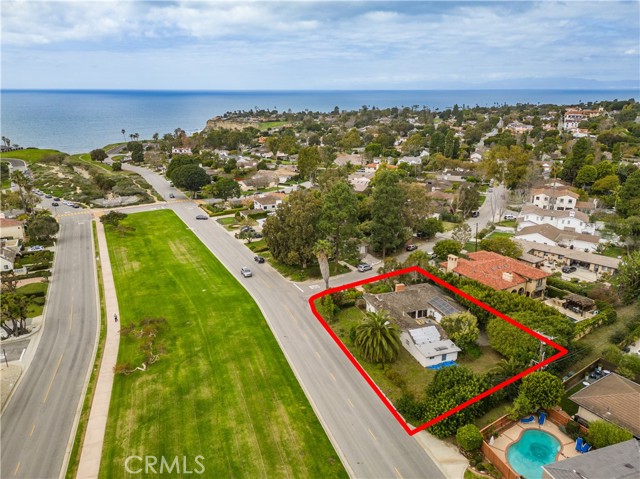 2672 Via Pacheco, Palos Verdes Estates, California 90274, 3 Bedrooms Bedrooms, ,1 BathroomBathrooms,Residential,Sold,Via Pacheco,SB24043722