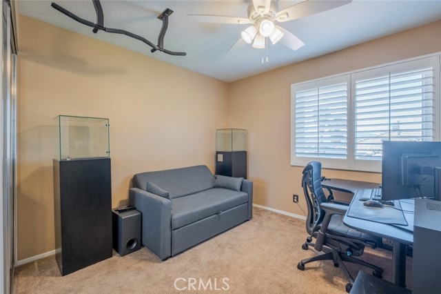 Detail Gallery Image 22 of 30 For 29231 Mammoth Ln, Canyon Country,  CA 91387 - 3 Beds | 3 Baths