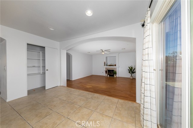 Detail Gallery Image 13 of 48 For 9868 Maple Ct, Adelanto,  CA 92301 - 4 Beds | 3 Baths