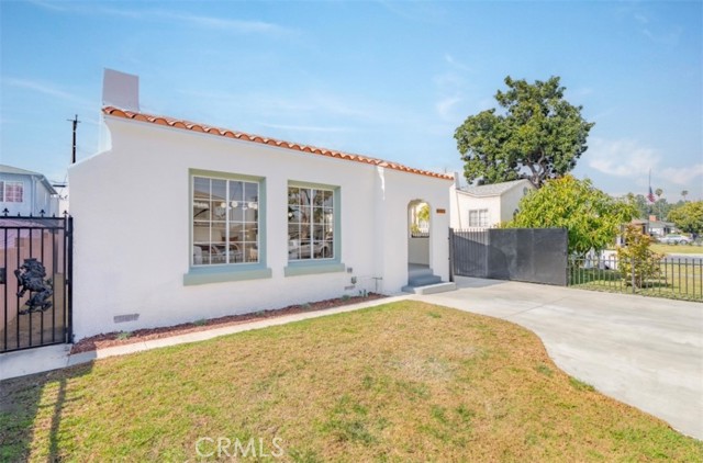 6087 Lime Avenue, Long Beach, California 90805, 5 Bedrooms Bedrooms, ,2 BathroomsBathrooms,Single Family Residence,For Sale,Lime,DW25038215