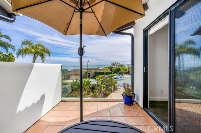24743 Vantage Point Terrace, Malibu CA: https://media.crmls.org/medias/19d6b7b8-f7d1-4ddf-809a-a3edfed25fd4.jpg
