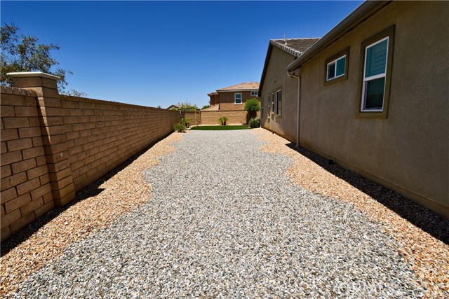 32458 Daisy Drive, Winchester CA: https://media.crmls.org/medias/19d7448c-5a1a-4f07-a591-7c04f3043d2c.jpg