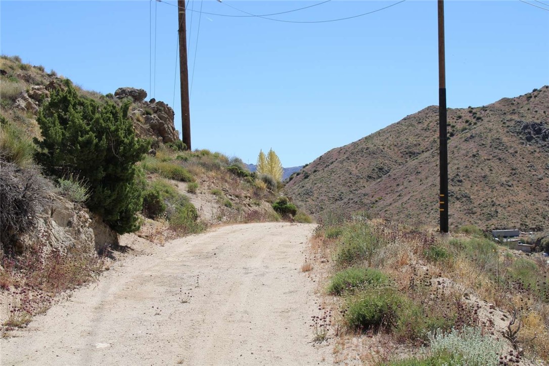 Detail Gallery Image 9 of 24 For 15 Eagles Nest, Yucca Valley,  CA 92284 - – Beds | – Baths