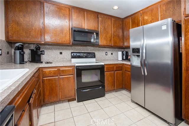 Detail Gallery Image 16 of 35 For 2438 S Calaveras Pl, Ontario,  CA 91761 - 4 Beds | 2 Baths