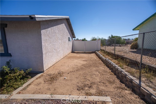 Detail Gallery Image 43 of 56 For 7795 Oakwood, Hesperia,  CA 92345 - 3 Beds | 2 Baths