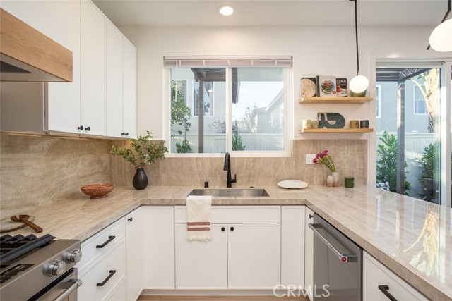 Detail Gallery Image 3 of 24 For 91 Woodcrest Ln, Aliso Viejo,  CA 92656 - 3 Beds | 2/1 Baths