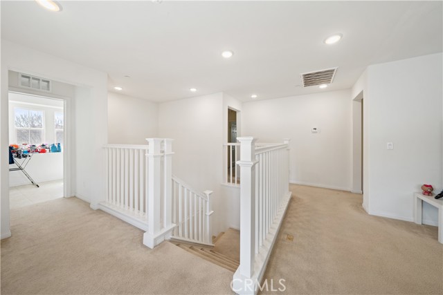Detail Gallery Image 10 of 25 For 5111 S Victory Ln, Ontario,  CA 91762 - 4 Beds | 3/1 Baths