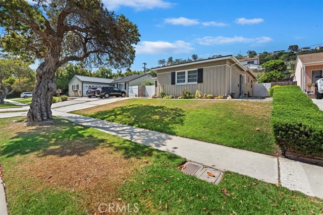 4402 Highgrove Avenue, Torrance CA: https://media.crmls.org/medias/19d938f5-b39d-4a7d-b4f0-484a22d50ebb.jpg