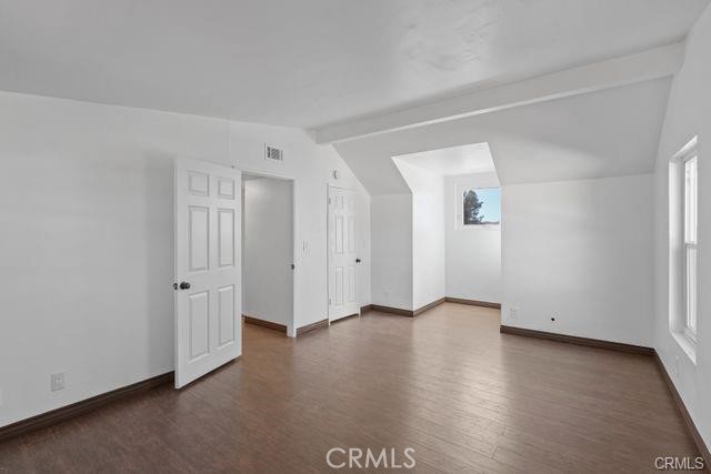 https://media.crmls.org/medias/19d96524-0043-47c6-8899-e6407f94cfd0.jpg?preset=X-Large