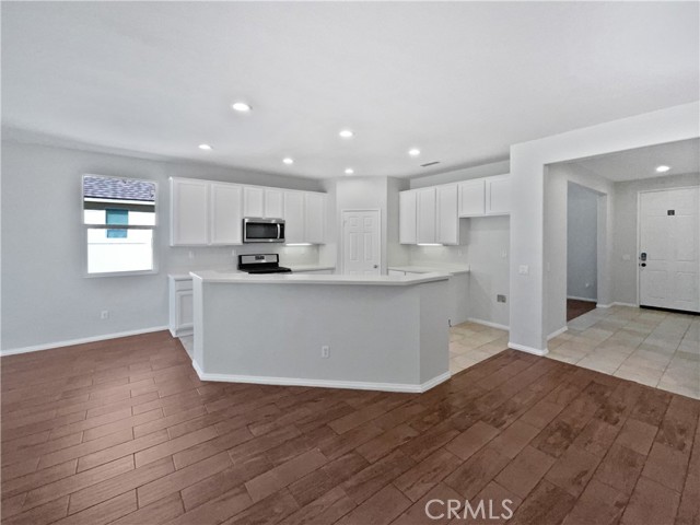 Detail Gallery Image 6 of 21 For 11737 Poppy Rd, Adelanto,  CA 92301 - 4 Beds | 2 Baths