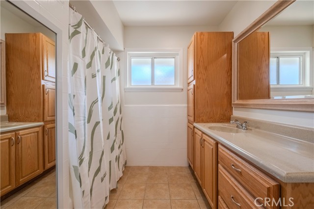 4424 11th Street, Riverside CA: https://media.crmls.org/medias/19da192b-4d57-4cbd-a1f5-a39fe9e5a616.jpg