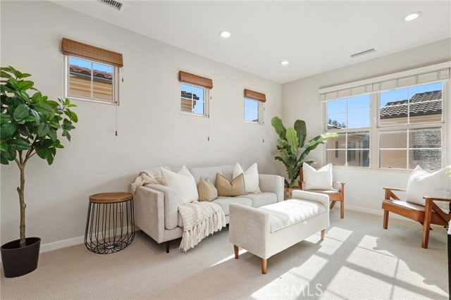 Detail Gallery Image 16 of 56 For 147 Excursion, Irvine,  CA 92618 - 3 Beds | 2/1 Baths