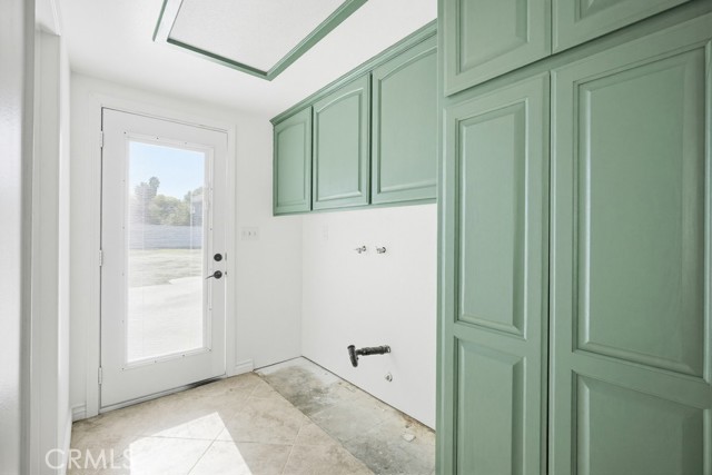 17380 Mockingbird Canyon, Riverside CA: https://media.crmls.org/medias/19da6a78-eb6f-4f92-9008-62e09a4520b0.jpg