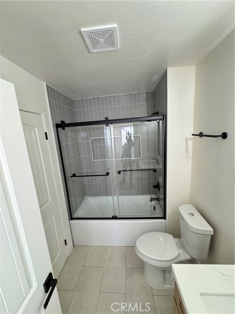 Detail Gallery Image 2 of 8 For 346 W Indian Dunes Ln, Azusa,  CA 91702 - 3 Beds | 2/1 Baths