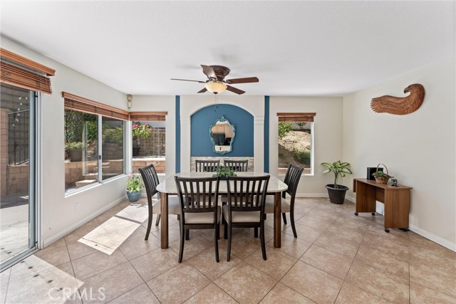 4150 San Ramon Drive, Corona CA: https://media.crmls.org/medias/19db1b4e-4601-44b7-8866-b5f02f4a5dcb.jpg