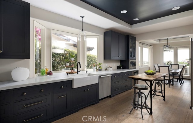 420 De Sola Terrace, Corona del Mar CA: https://media.crmls.org/medias/19dcb1eb-5c15-4e5e-8290-3232c19a7745.jpg