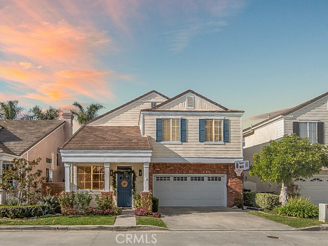 279 Mesa Dr, Costa Mesa, CA 92627