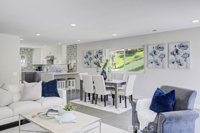 5468 Paseo Del Lago E, Laguna Woods CA: https://media.crmls.org/medias/19dd58c7-52b8-4739-8888-721fcfe6fada.jpg