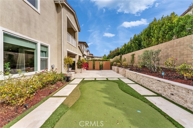 Detail Gallery Image 39 of 51 For 114 Crossover, Irvine,  CA 92618 - 5 Beds | 5/2 Baths