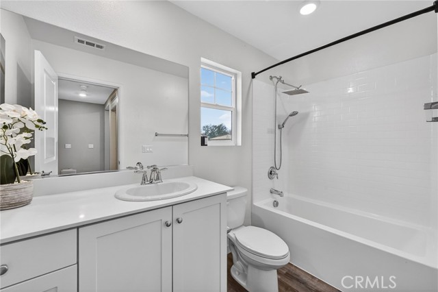 Detail Gallery Image 21 of 53 For 31190 Linden Flower, Winchester,  CA 92596 - 4 Beds | 3/1 Baths